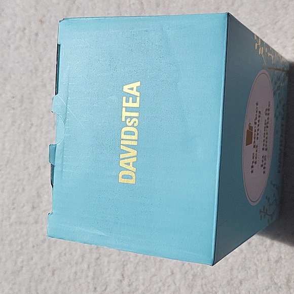 DavidsTea Perfect Mug Icy Blur Berry Branches NWT NIB - Picture 3 of 9
